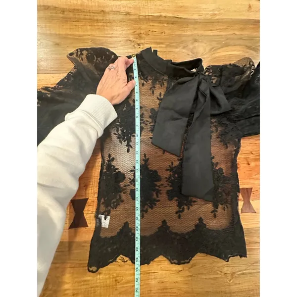 Women's EillyBazar Black Lace Blouse M Size M - Image 10