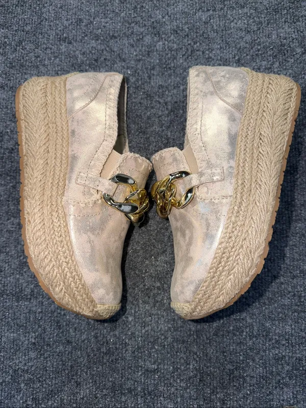 Dolce Vita Neutral Blush Espadrille Loafers with Gold Chain Accent - Image 5