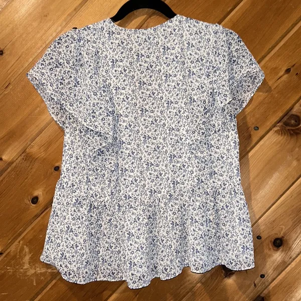 Madewell georgette ruffle sleeve peplum blue & white floral top - Image 6