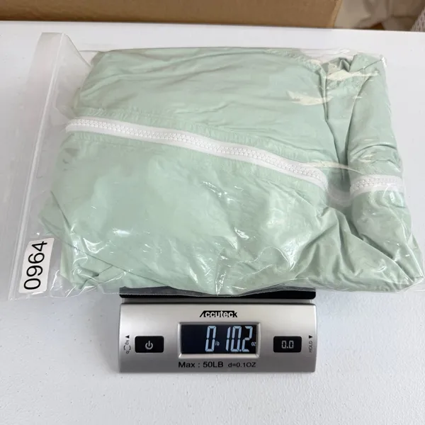 Fabletics mint green lightweight full zip pocket hooded windbreaker jacket XXL‎ - Image 9