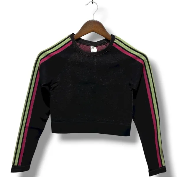 320 Fabletic | NWT Black Aisley Seamless Long Sleeve Crop Top (Size S) - Image 4