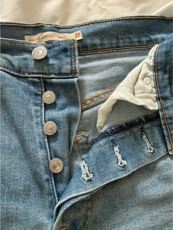 Levi’s Jeans - Image 5