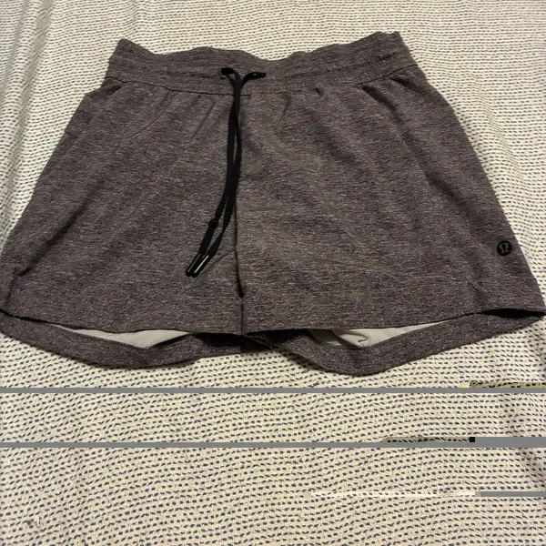 Lululemon Spring Break Away Short 4-way Stretch 3' Heather Grey See Pics - Image 2