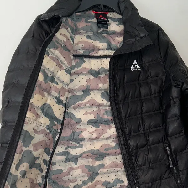 Gerry Weber Black Puffer Jacket Size Small Lightweight *tiny‎ tear unnoticeable - Image 6