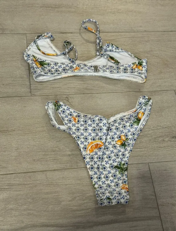 Bikini - Image 4