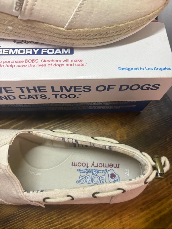 Bobs tan shoes size 9 - Image 5