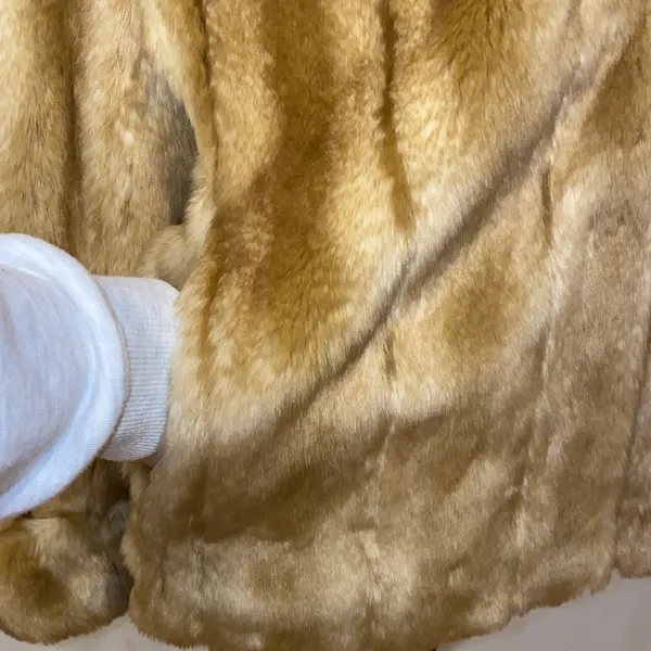 INC International Concepts Luxurious Faux Fur Jacket Size Large - Image 8