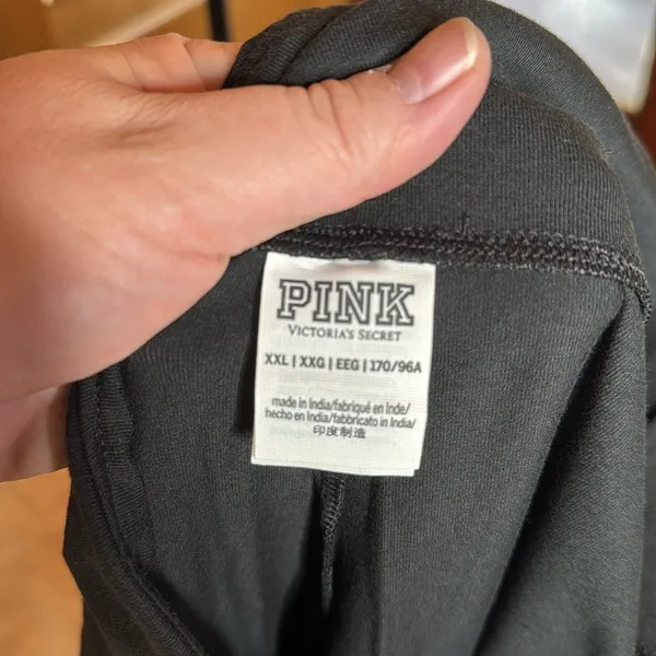 NWOT PINK Victoria’s Secret Black High Rise Leggings Silver Logo Sz XXL RARE - Image 15