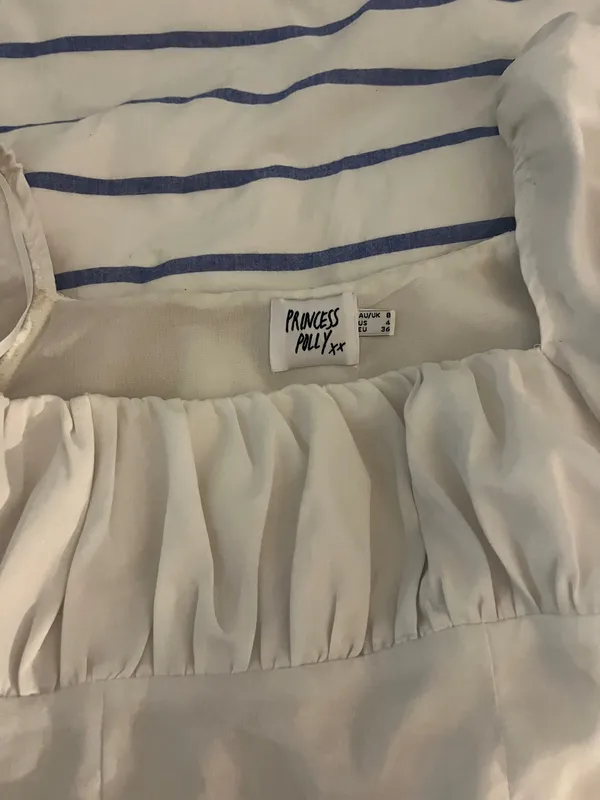 Princess Polly white blouse with puffy sleeves Size 2 - Image 3
