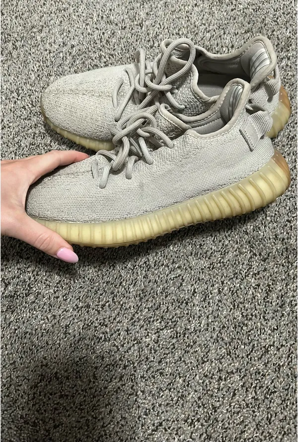 Yeezy Boost - Image 4