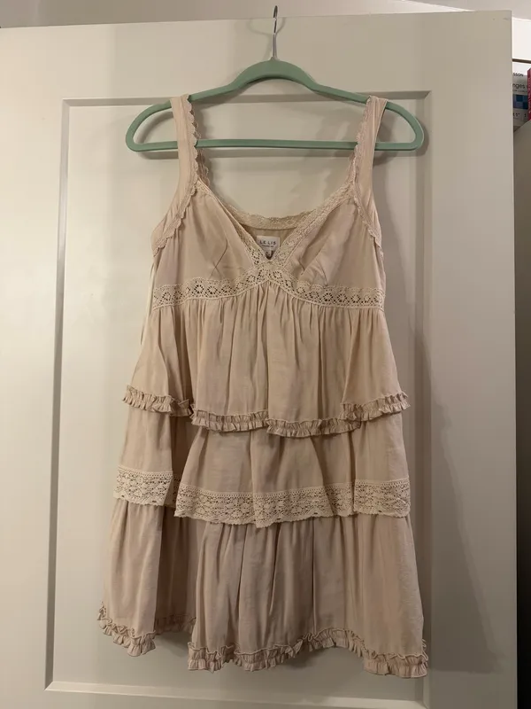 Le Lis Cream Dress - Image 4