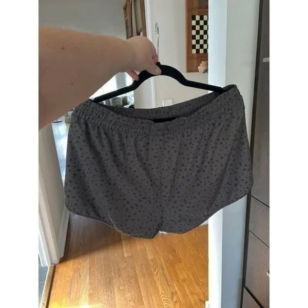 Vuori Clementine Women's Performance Shorts XL‎ - Image 4