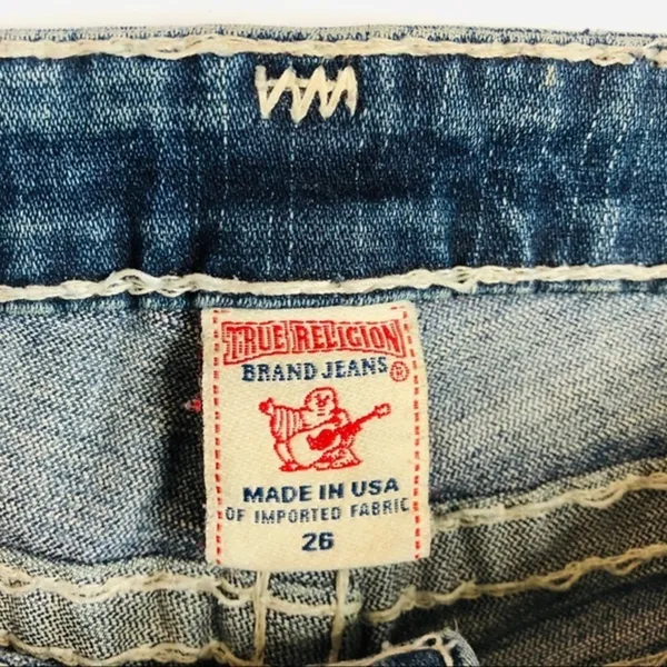 True Religion Billy Super T raw hem Shorts - Image 17