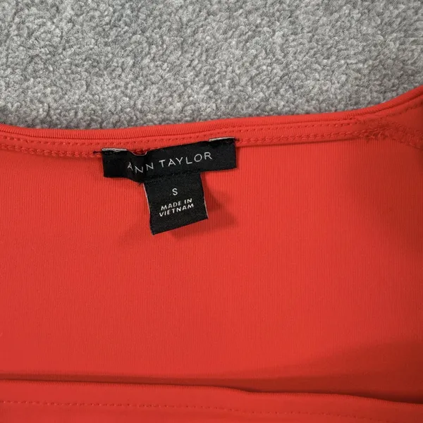 Ann Taylor Women's Small Red Square Neck 3/4 Sleeve Top Blouse Half Sleeve - Image 4