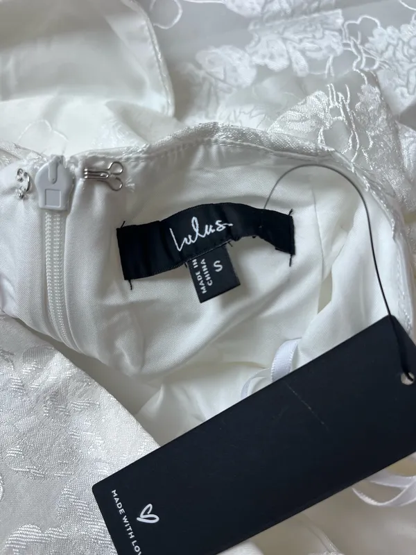 White Lulus Dress Mini - Image 3
