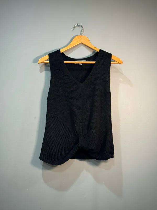 Black Marled Knit Sleeveless Twist Hem Sweater Size M EUC - Image 3