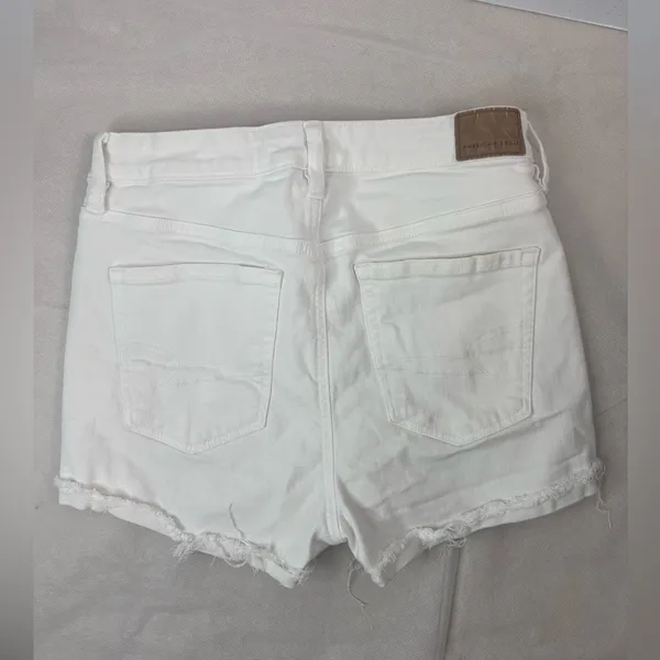 American Eagle Outfitters 6 28 Hi V-Rise Shortie Distressed Denim Shorts White - Image 2