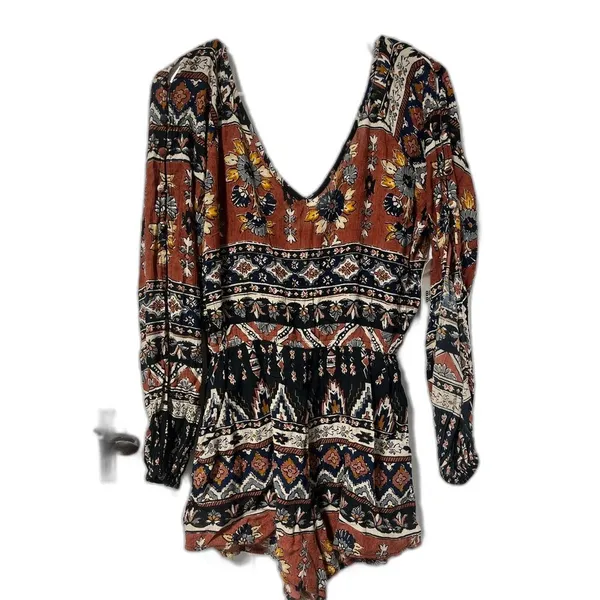 NWT Billabong Isle of the Heart long sleeve romper size medium - Image 2