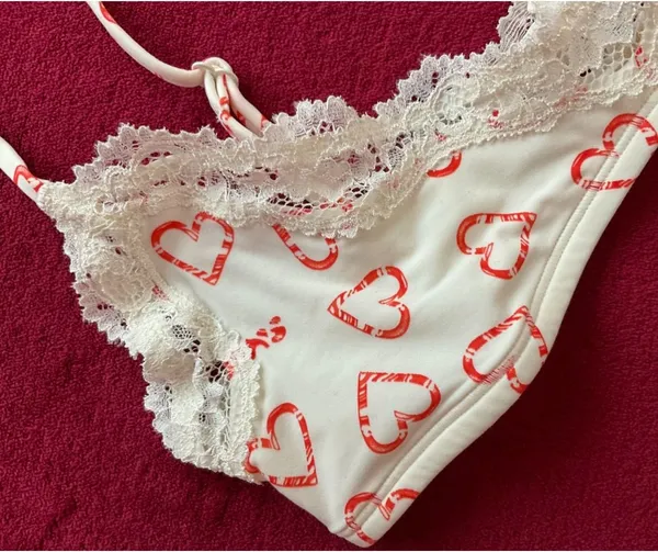 SKIMS fits everybody lace scoop bralette in candy heart print size S - Image 2