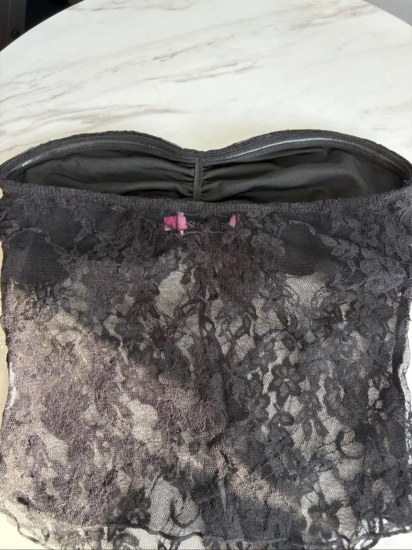 Edikted Black Lace Strapless Bandeau Top Pink Logo Size S - Image 6