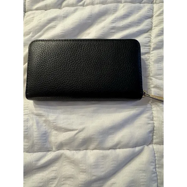 Michael Kors Black Wallet Zipper Gold Travel Classic Old Money Quiet Luxury - Image 2