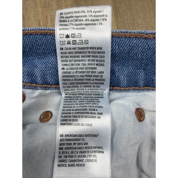American Eagle Baggy Jean Womens 4 Light Wash Distressed High Rise Ripped Denim - Image 3