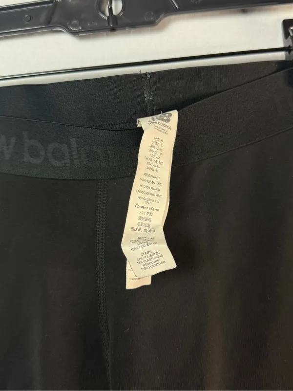 Y2K New Balance Black Biker Shorts - Image 4