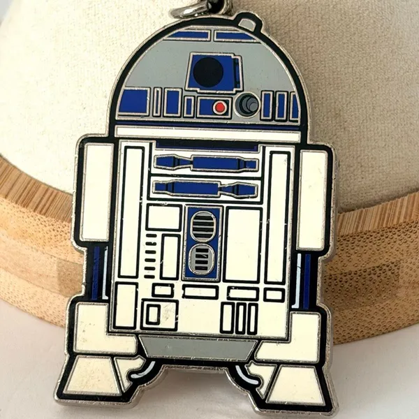 Star Wars R2-D2 Large Enamel Lucasfilm Licensed Pendant Charm - Image 2