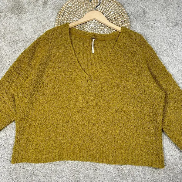 Free People Finders Keepers Sweater Boucle Knit V-Neck Slouchy Boho Moss Green M - Image 5