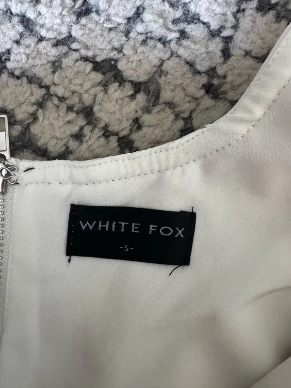 White Fox Boutique Top - Image 3