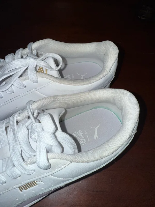 Puma Women’s size 7.5  - Image 6