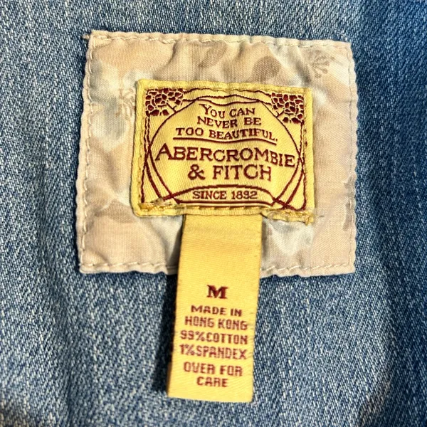 Abercrombie and Fitch Y2K Women's Classic Jean Jacket - Image 3