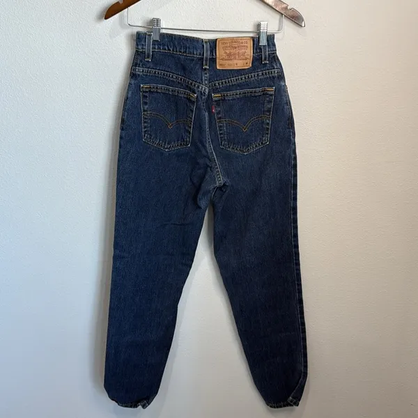 Womens Levis 551 Vintage Dark Wash Jeans Size 4 26x30 - Image 3
