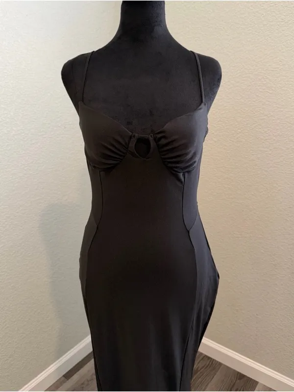 Black Cutout Spaghetti Strap Maxi Dress Size M - Image 3