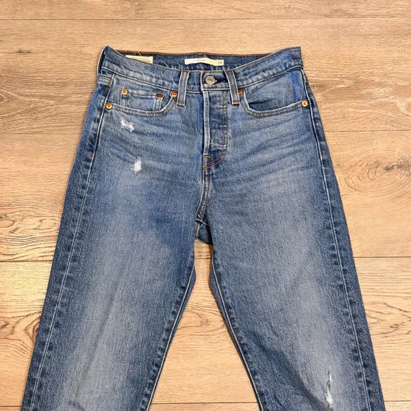 Levis Big E Wedgie Fit Jeans‎ Distressed Raw Hem Denim Size 24 Straight - Image 4