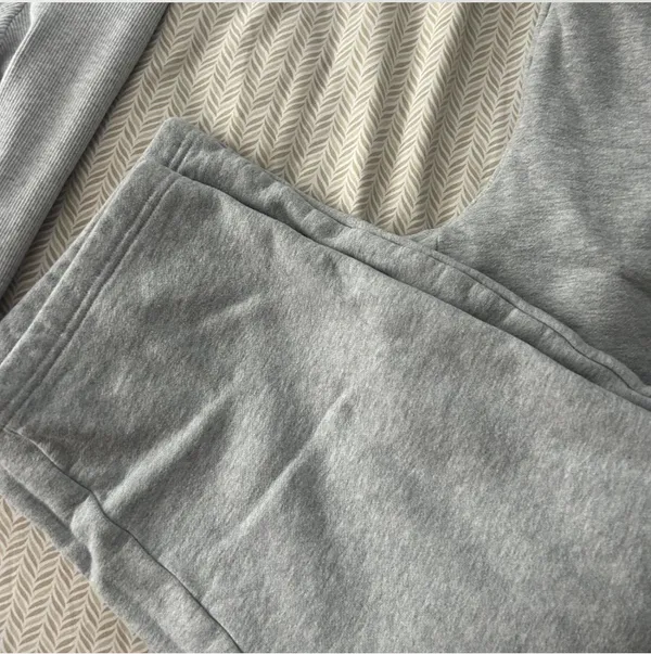 Grey Aritzia Sweatpants - Image 3