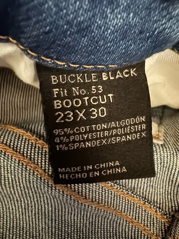Buckle Jeans - Image 5
