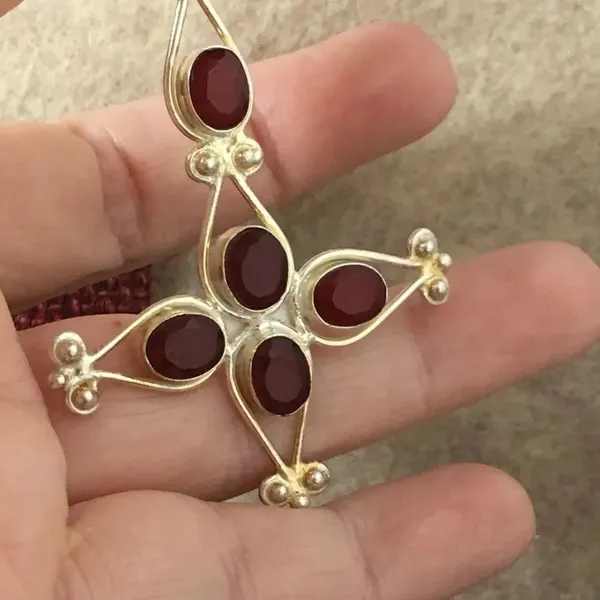 Kashmiri Ruby cross Silver Pendant Red - Image 3