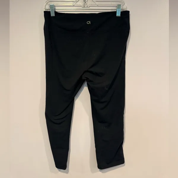 GapFit Womens Black Cropped Leggings Size Medium Activewear Yoga Pants‎ - Image 5