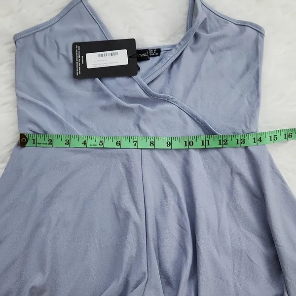 PrettyLittleThing -760 NWT Powder Blue Crepe Strappy Wrap Romper Women's sz 6‎ - Image 9