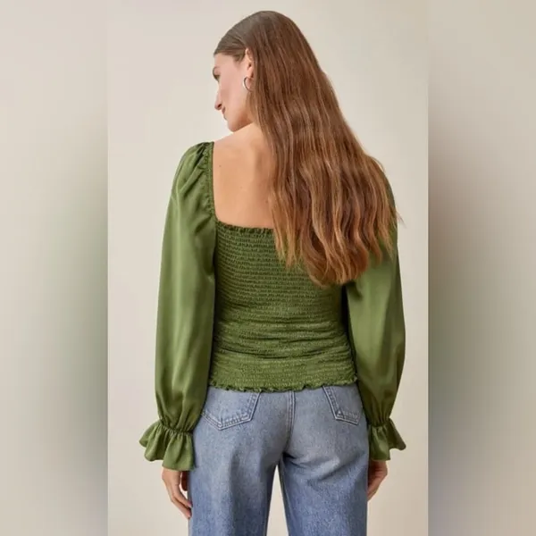 Reformation Chamomile Top Size Small in Moss‎ Green Silk Satin Smocked Blouse - Image 2