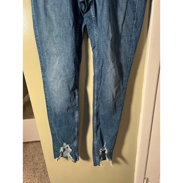 Divided H&M Women's Size 12 Skinny Jean Medium Wash Chewed Hem High Rise Stretch - Image 3