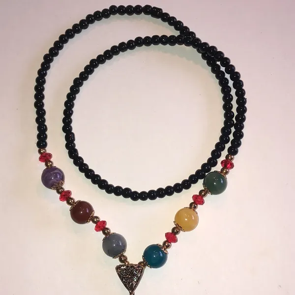 Multicolor Beaded Boho Chunky Necklace with Green Pendant - Image 4