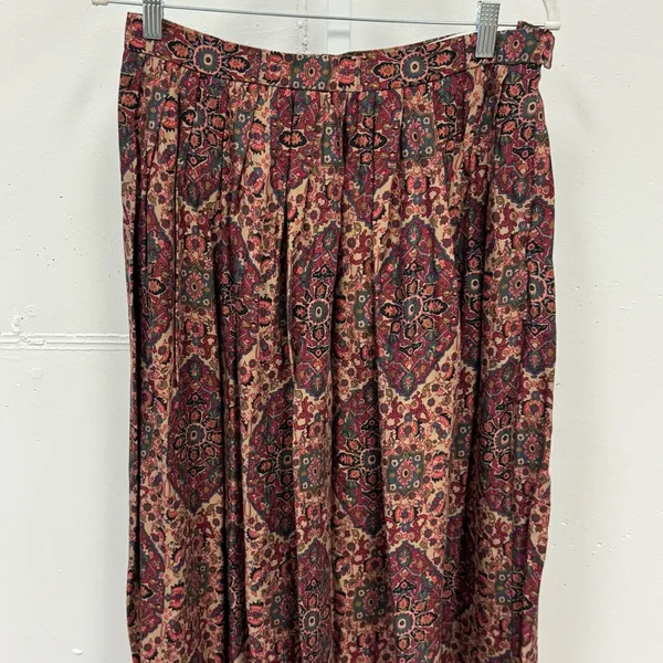 Vintage JS Collectibles Boho Paisley Pleated Midi High Waist Skirt Burgundy‎ - Image 3