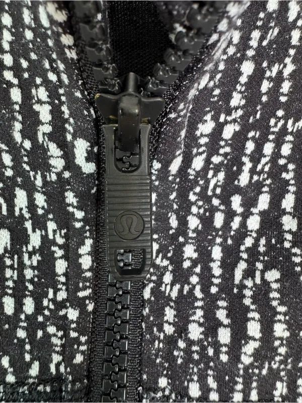 Lululemon Define Jacket Zip Front‎ Knotted Jacquard Black White Women’s size 6 - Image 13