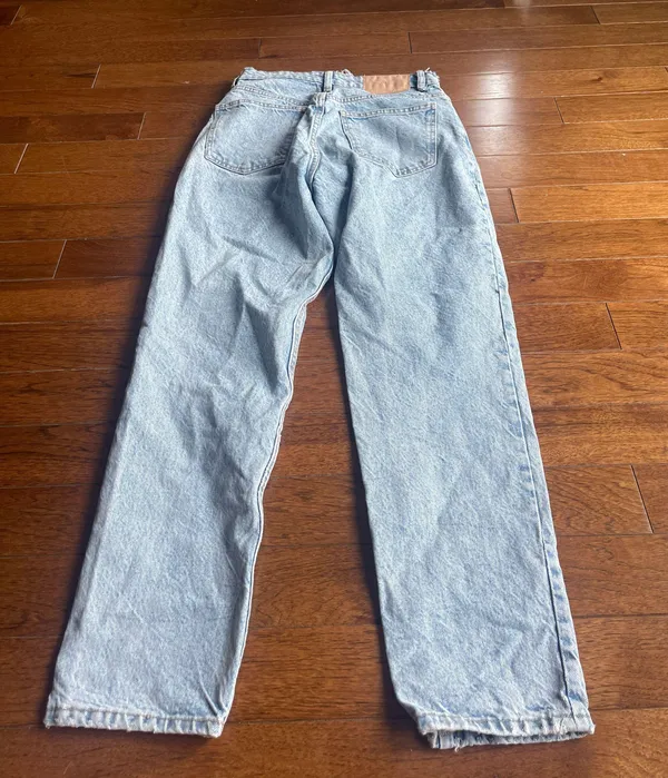 Mom Jeans - Image 2