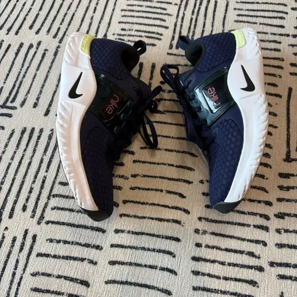 Nike Renew Run Purple Blue Running Shoes Sneakers Women’s 7.5 - Image 4