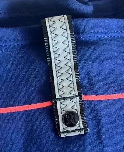 Lululemon funnel scarf - Image 2