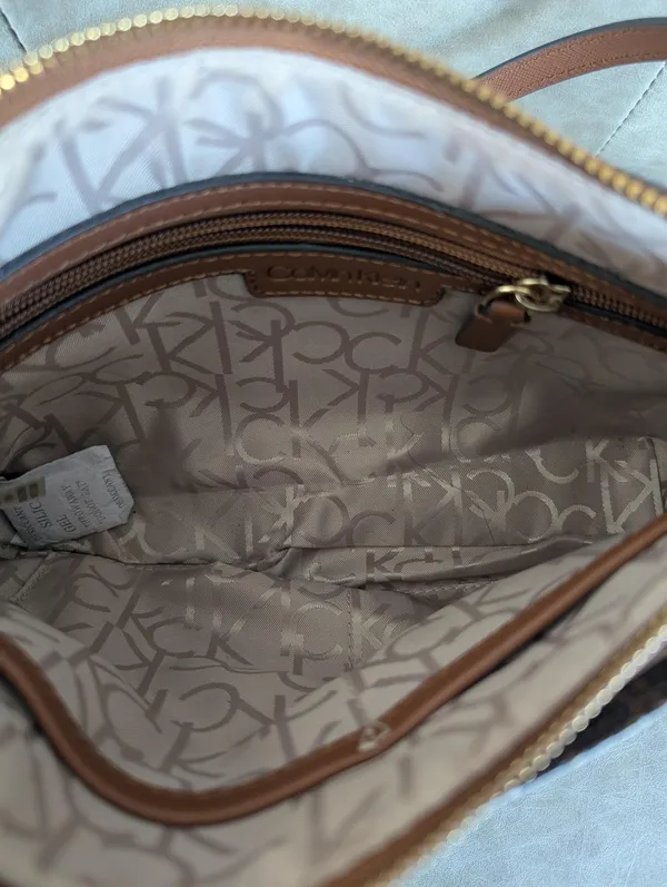 Calvin Klein brown trim monogram canvas gold hardware crossbody bag - Image 4