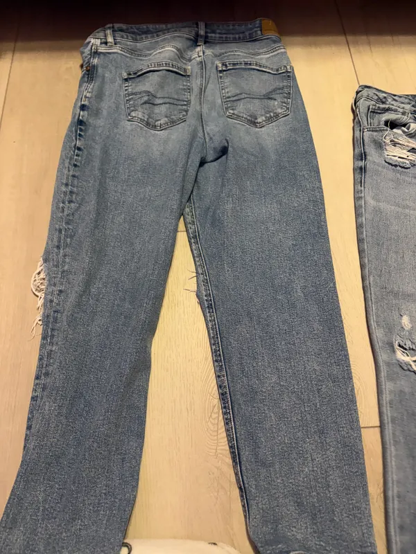 American Eagle Jeans - Image 2